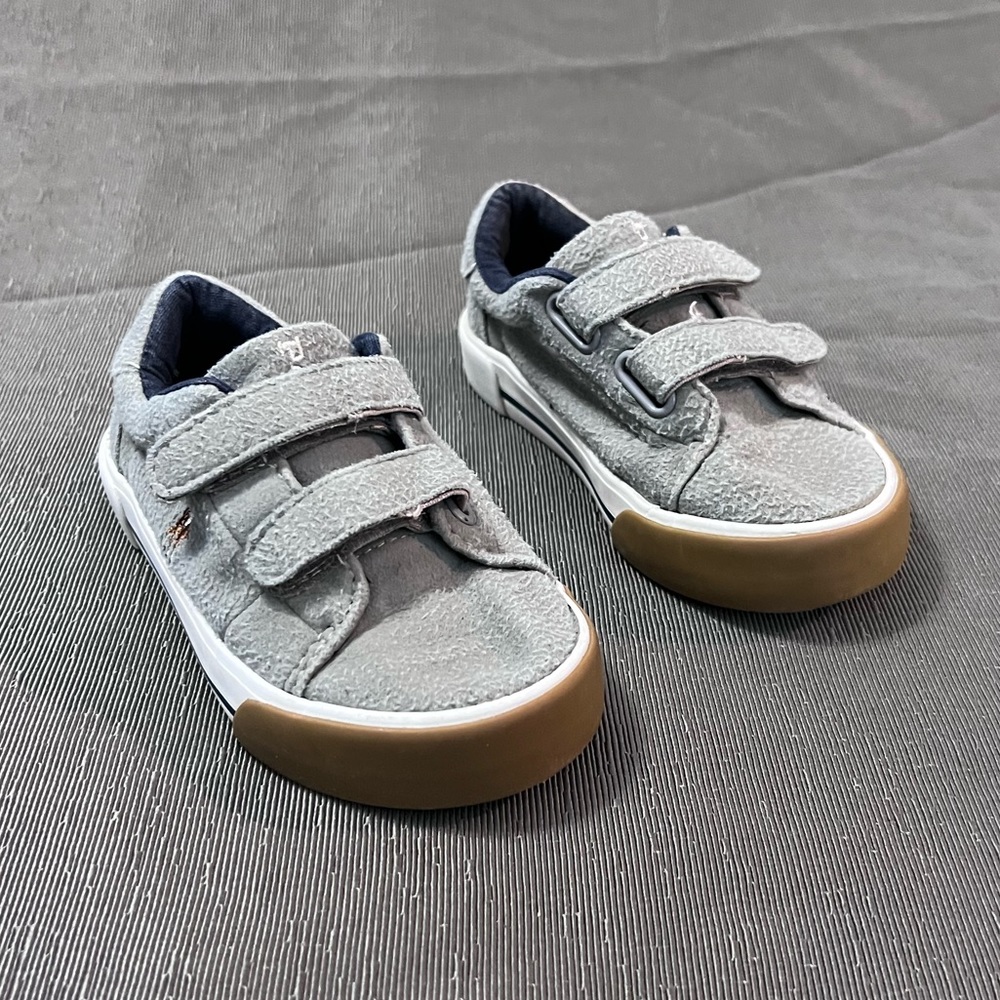 Polo by Ralph Lauren sneakers / size 8 / color gray